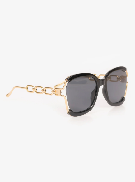 Oversized black sunglasses with gold chain-link temples for women, offering UV400 protection.