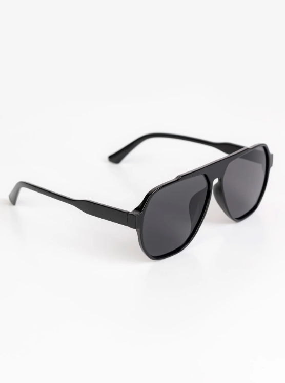 Classic Black Aviator Sunglasses for Men & Women | UV400 Protection | Stylish Full-Rim Design - Image 3