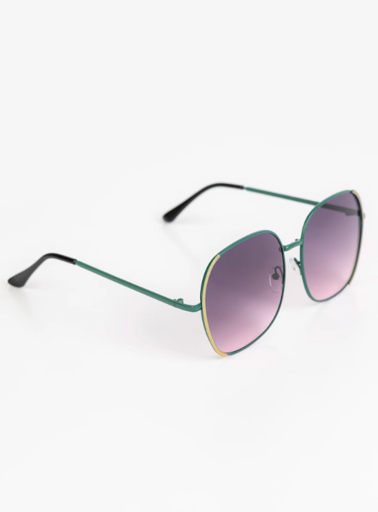 Gradient Lens Sunglasses for Women, Green Frame with UV400 Protection - Image 3