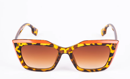 Trendy Leopard Print Cat-Eye Sunglasses for Women - Image 2